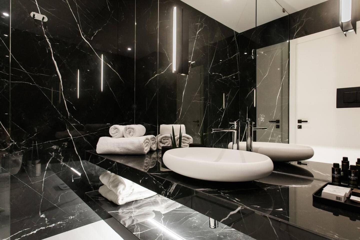 2 Sidebyside Suites In Athens Riviera By The Olon Dış mekan fotoğraf